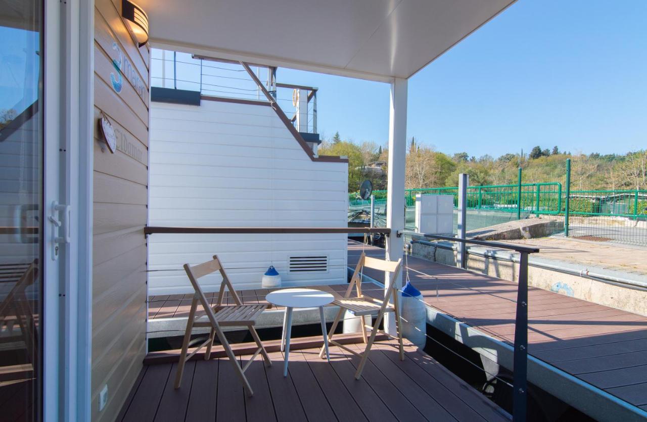 Eldamar Floating House Apartment *